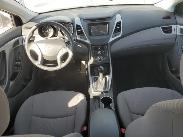 5NPDH4AEXGH684368 2016 HYUNDAI ELANTRA - Image 8
