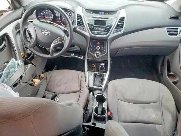 5NPDH4AEXGH685441 2016 HYUNDAI ELANTRA - Image 8