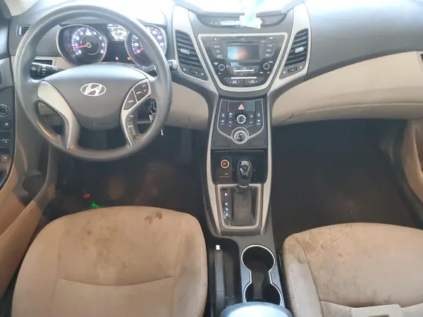 5NPDH4AEXGH686296 2016 HYUNDAI ELANTRA - Image 8