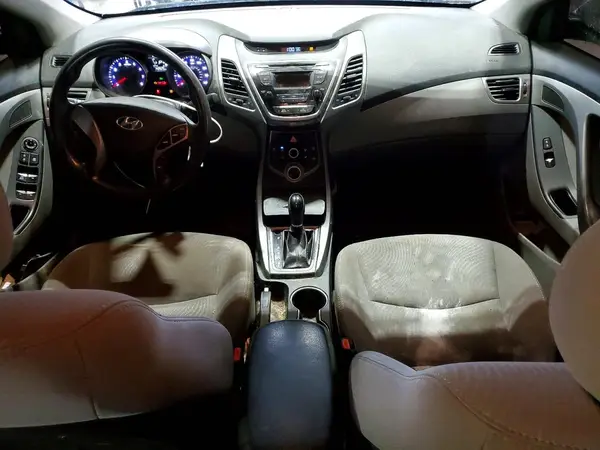 5NPDH4AEXGH687402 2016 HYUNDAI ELANTRA - Image 8