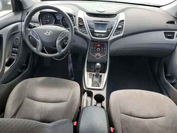 5NPDH4AEXGH689084 2016 HYUNDAI ELANTRA - Image 8