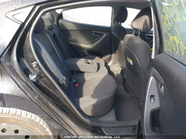 5NPDH4AEXGH692907 2016 HYUNDAI ELANTRA - Image 8