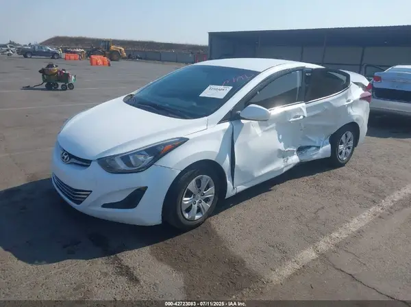 5NPDH4AEXGH693345 2016 HYUNDAI ELANTRA - Image 2