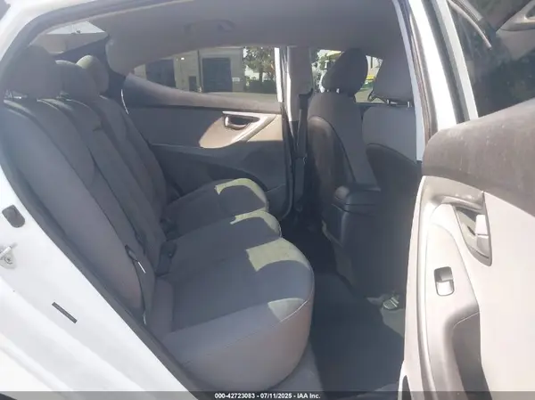 5NPDH4AEXGH693345 2016 HYUNDAI ELANTRA - Image 8