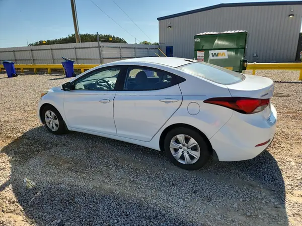 5NPDH4AEXGH693667 2016 HYUNDAI ELANTRA - Image 2