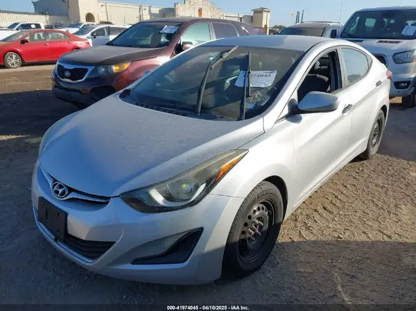 5NPDH4AEXGH695869 2016 HYUNDAI ELANTRA - Image 2