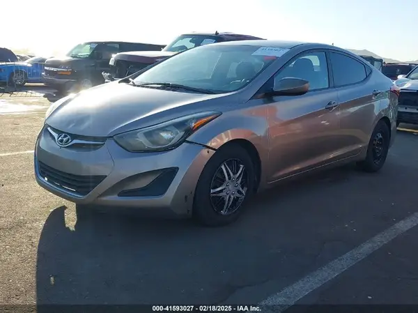 5NPDH4AEXGH696794 2016 HYUNDAI ELANTRA - Image 2