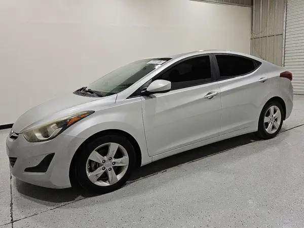 5NPDH4AEXGH696973 2016 HYUNDAI ELANTRA - Image 1