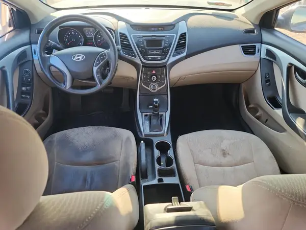 5NPDH4AEXGH698366 2016 HYUNDAI ELANTRA - Image 8