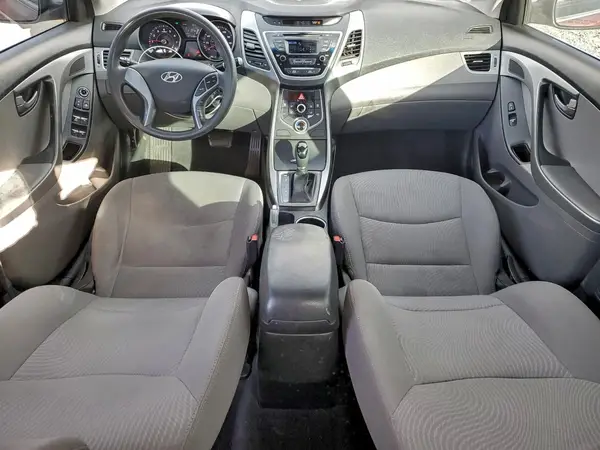 5NPDH4AEXGH699517 2016 HYUNDAI ELANTRA - Image 8