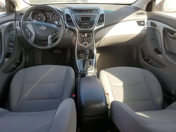 5NPDH4AEXGH701783 2016 HYUNDAI ELANTRA - Image 8