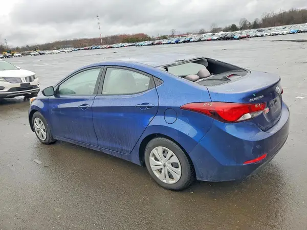 5NPDH4AEXGH701850 2016 HYUNDAI ELANTRA - Image 2
