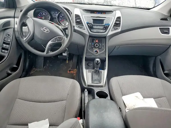 5NPDH4AEXGH701850 2016 HYUNDAI ELANTRA - Image 8
