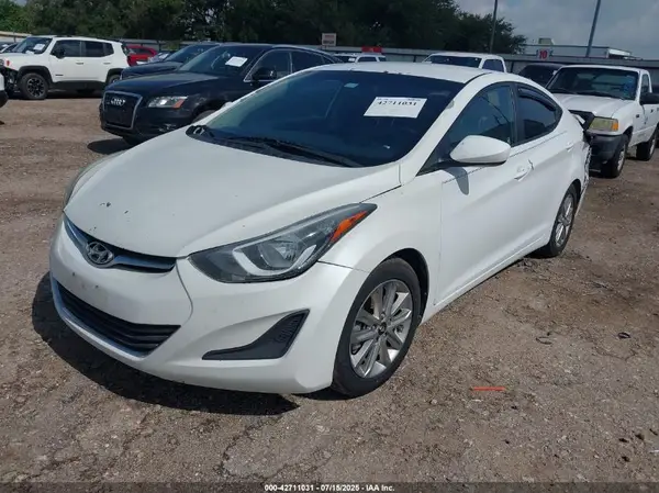 5NPDH4AEXGH702321 2016 HYUNDAI ELANTRA - Image 2