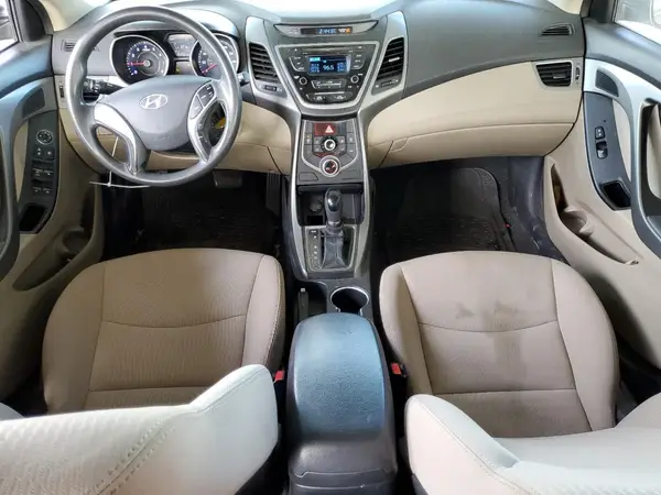 5NPDH4AEXGH702769 2016 HYUNDAI ELANTRA - Image 8