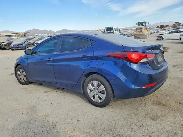 5NPDH4AEXGH703498 2016 HYUNDAI ELANTRA - Image 2