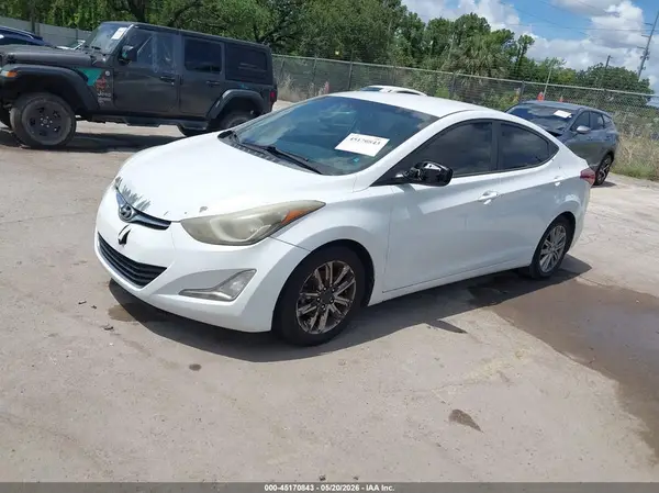 5NPDH4AEXGH704960 2016 HYUNDAI ELANTRA - Image 2