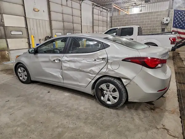 5NPDH4AEXGH705008 2016 HYUNDAI ELANTRA - Image 2