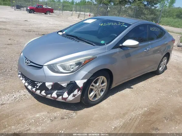 5NPDH4AEXGH705560 2016 HYUNDAI ELANTRA - Image 2