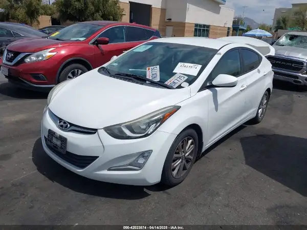 5NPDH4AEXGH707549 2016 HYUNDAI ELANTRA - Image 2