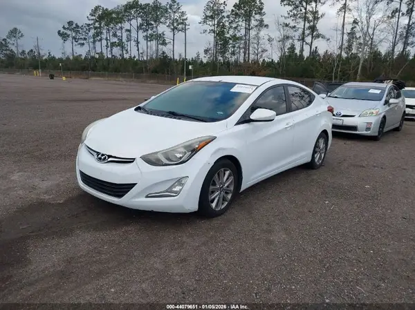 5NPDH4AEXGH707728 2016 HYUNDAI ELANTRA - Image 2