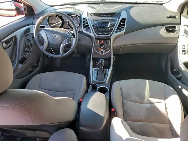 5NPDH4AEXGH709852 2016 HYUNDAI ELANTRA - Image 8