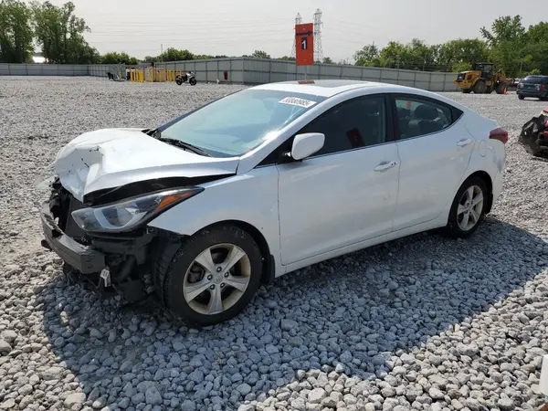 5NPDH4AEXGH709916 2016 HYUNDAI ELANTRA - Image 1