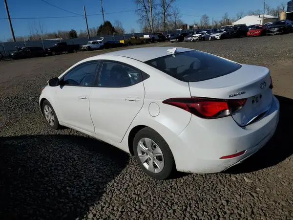 5NPDH4AEXGH711505 2016 HYUNDAI ELANTRA - Image 2