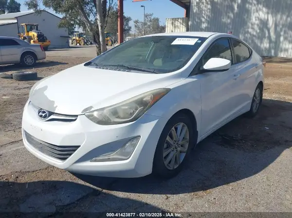 5NPDH4AEXGH713867 2016 HYUNDAI ELANTRA - Image 2