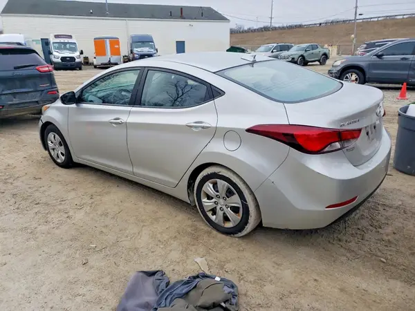 5NPDH4AEXGH714016 2016 HYUNDAI ELANTRA - Image 2