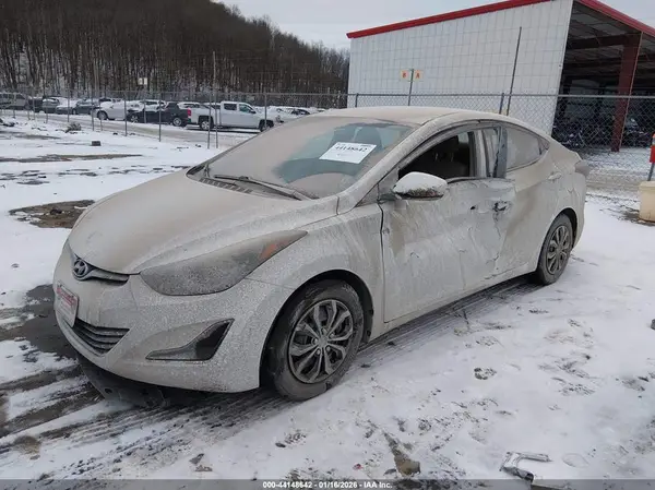 5NPDH4AEXGH715148 2016 HYUNDAI ELANTRA - Image 2