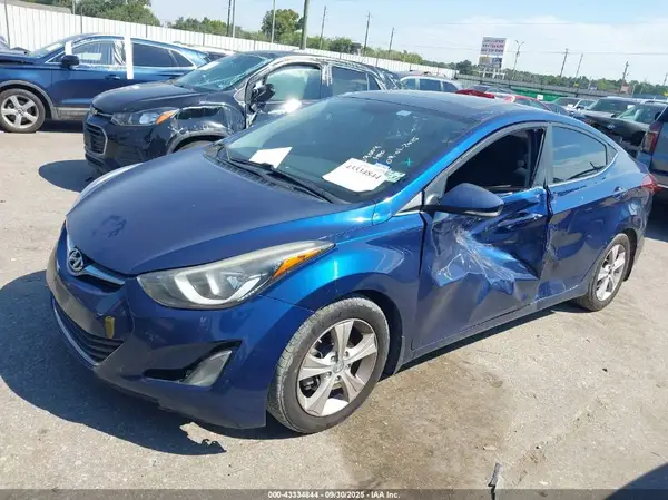 5NPDH4AEXGH716400 2016 HYUNDAI ELANTRA - Image 2