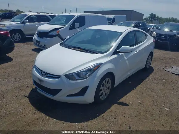 5NPDH4AEXGH716638 2016 HYUNDAI ELANTRA - Image 2