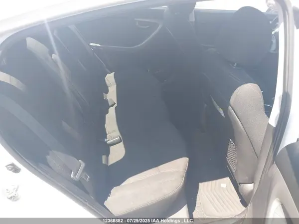 5NPDH4AEXGH716638 2016 HYUNDAI ELANTRA - Image 8