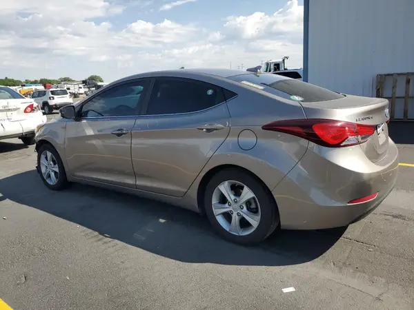 5NPDH4AEXGH716736 2016 HYUNDAI ELANTRA - Image 2