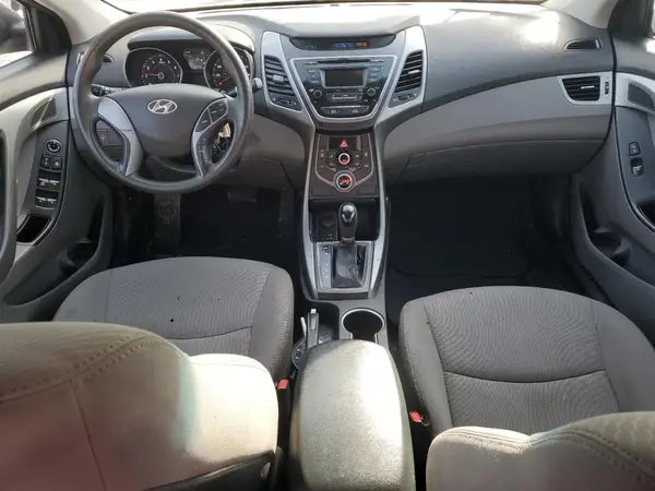5NPDH4AEXGH717918 2016 HYUNDAI ELANTRA - Image 8