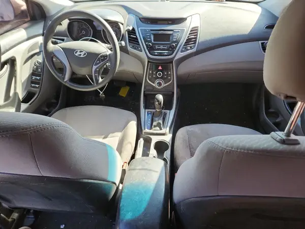5NPDH4AEXGH718924 2016 HYUNDAI ELANTRA - Image 8