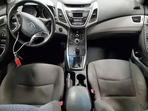5NPDH4AEXGH719345 2016 HYUNDAI ELANTRA - Image 8