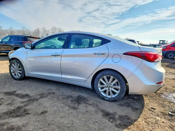 5NPDH4AEXGH719555 2016 HYUNDAI ELANTRA - Image 2