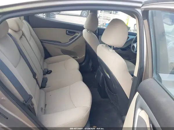 5NPDH4AEXGH721533 2016 HYUNDAI ELANTRA - Image 8
