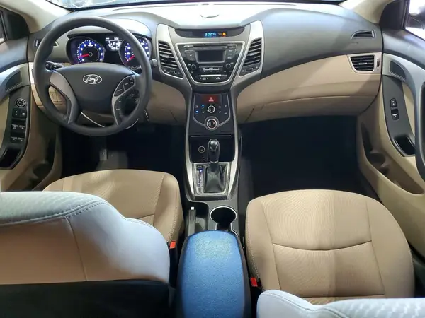 5NPDH4AEXGH722262 2016 HYUNDAI ELANTRA - Image 8