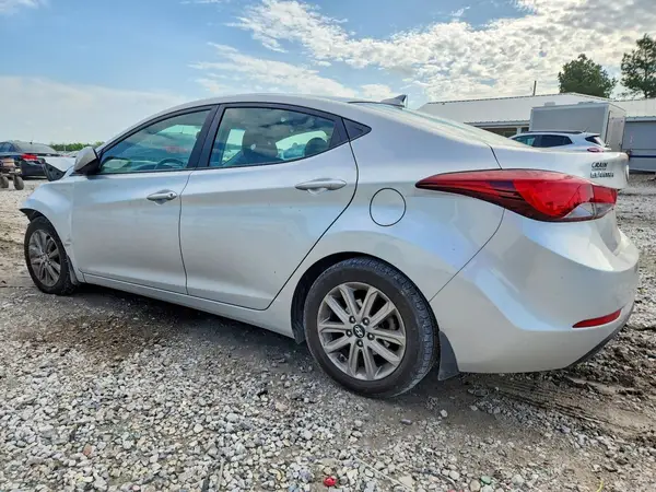 5NPDH4AEXGH722567 2016 HYUNDAI ELANTRA - Image 2