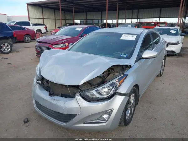 5NPDH4AEXGH725128 2016 HYUNDAI ELANTRA - Image 2