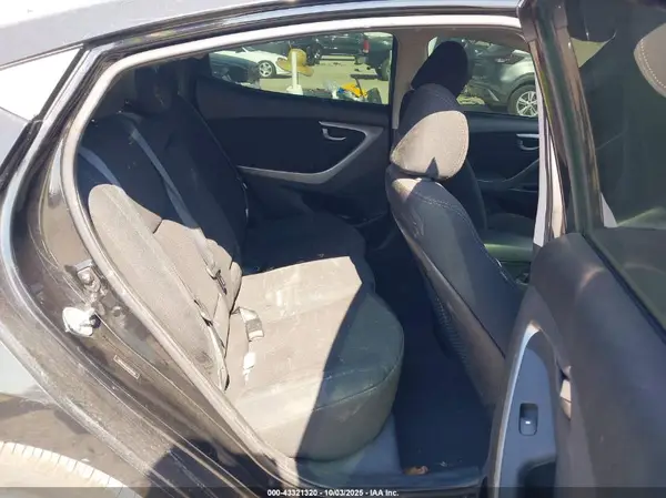 5NPDH4AEXGH726182 2016 HYUNDAI ELANTRA - Image 8