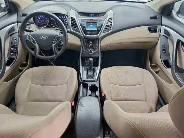 5NPDH4AEXGH726831 2016 HYUNDAI ELANTRA - Image 8