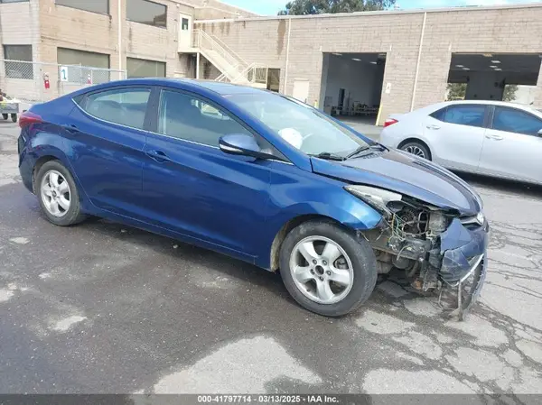 5NPDH4AEXGH727509 2016 HYUNDAI ELANTRA - Image 1