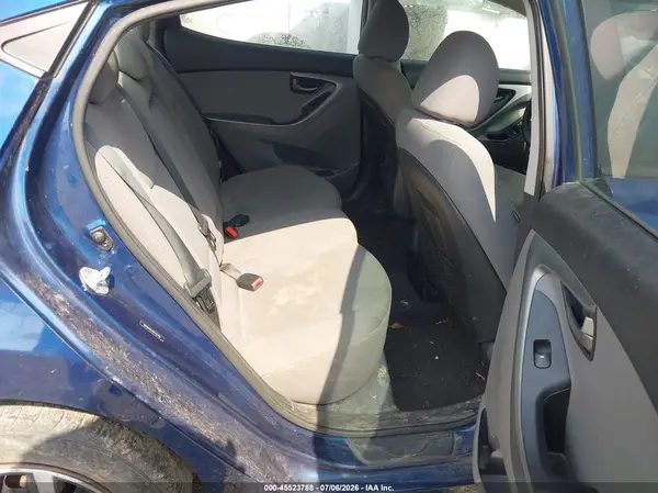 5NPDH4AEXGH731169 2016 HYUNDAI ELANTRA - Image 8