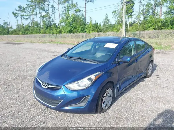 5NPDH4AEXGH732743 2016 HYUNDAI ELANTRA - Image 2