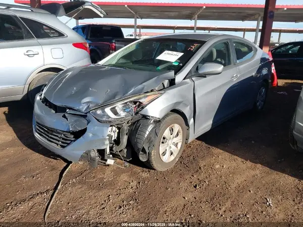 5NPDH4AEXGH735402 2016 HYUNDAI ELANTRA - Image 2