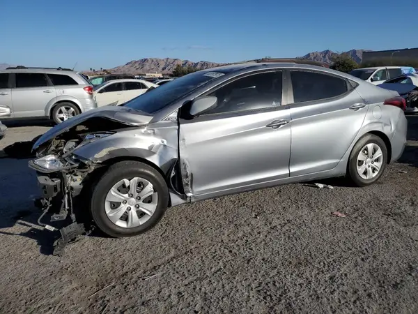 5NPDH4AEXGH735593 2016 HYUNDAI ELANTRA - Image 1